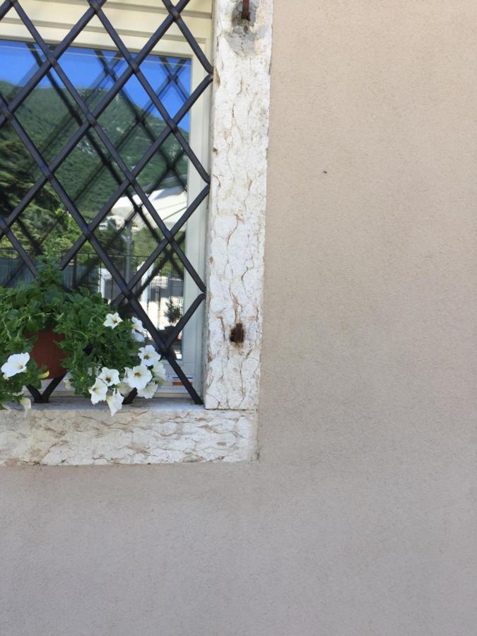 Borgo Caiar Appartement Caprino Veronese Buitenkant foto
